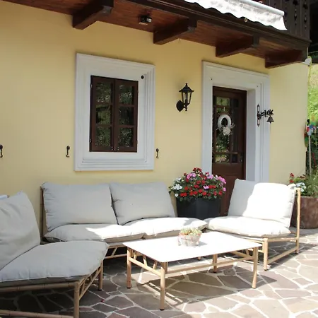 Holiday home Na Gmajni Pr' Anglezu *